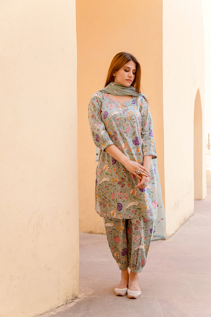 Bloom Sky Straight kurta Set