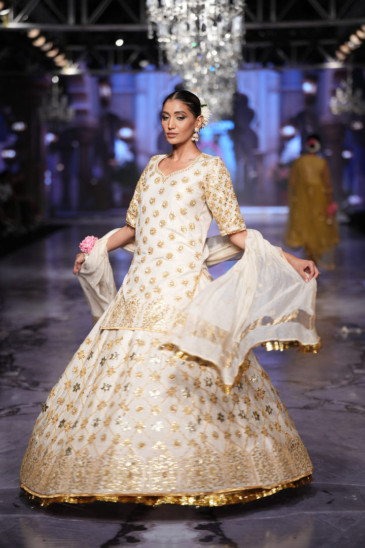 Noormahal White Lehenga Set