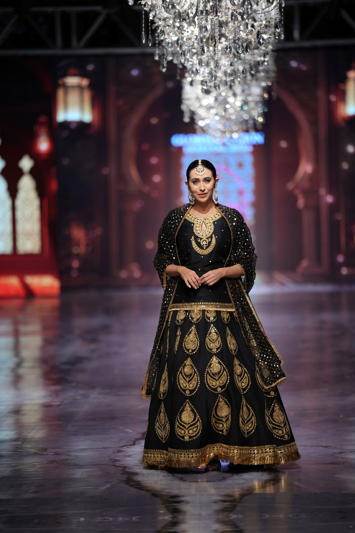 The Naayab Lehenga