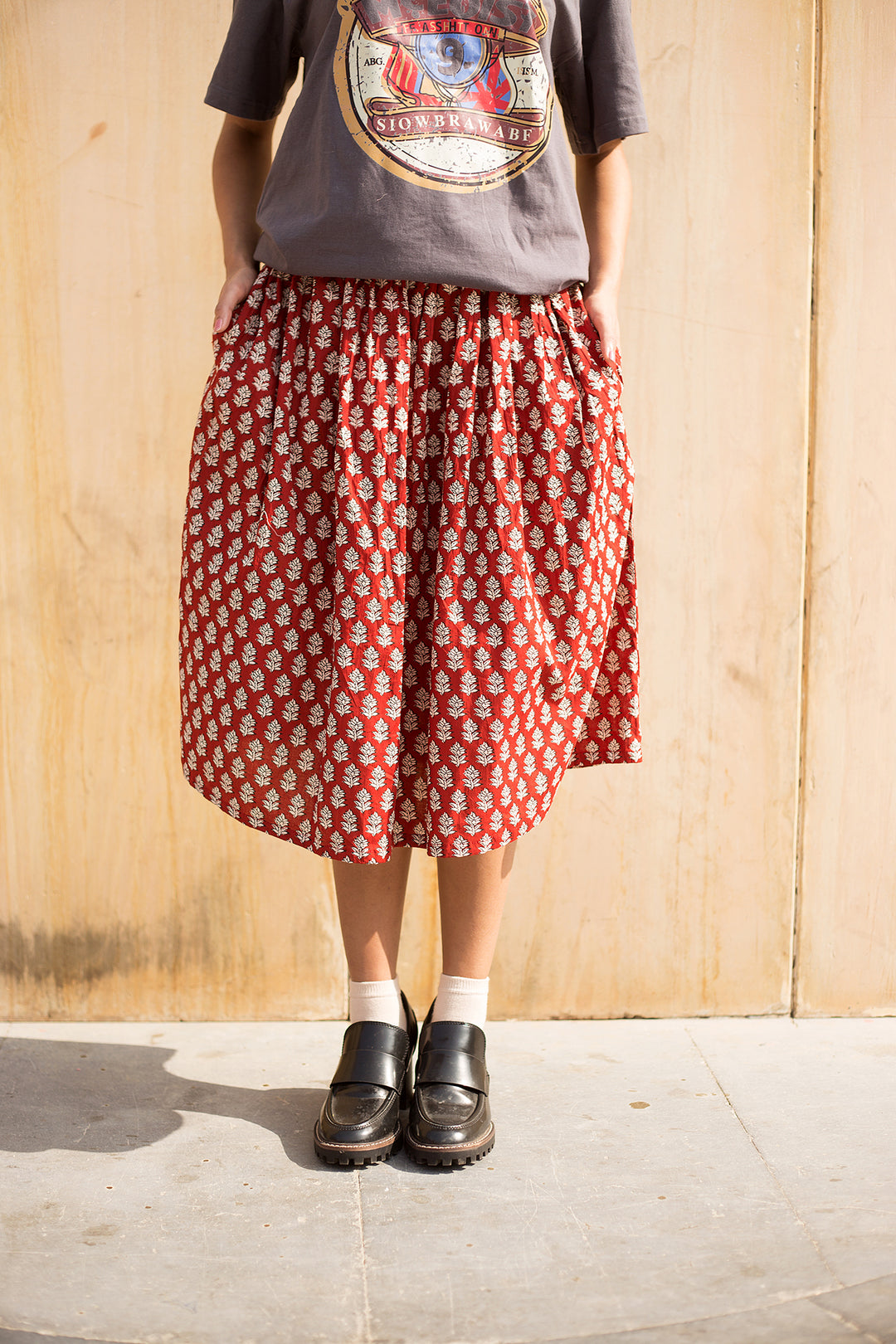 Betty Red Skirt