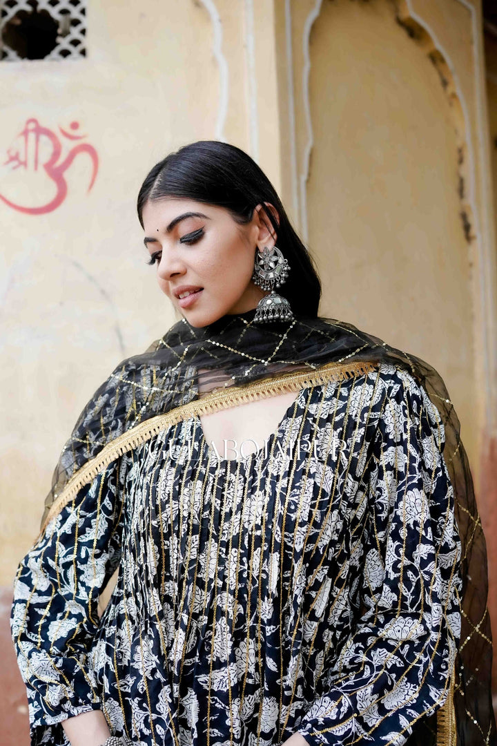 ASAL ABAYA Gulabo Jaipur