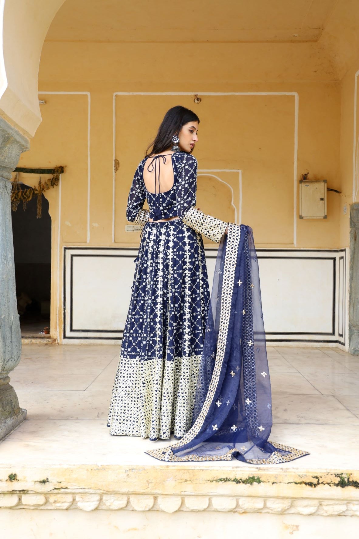 PARVEEN INDIGO LEHENGA SET – Tulsiya