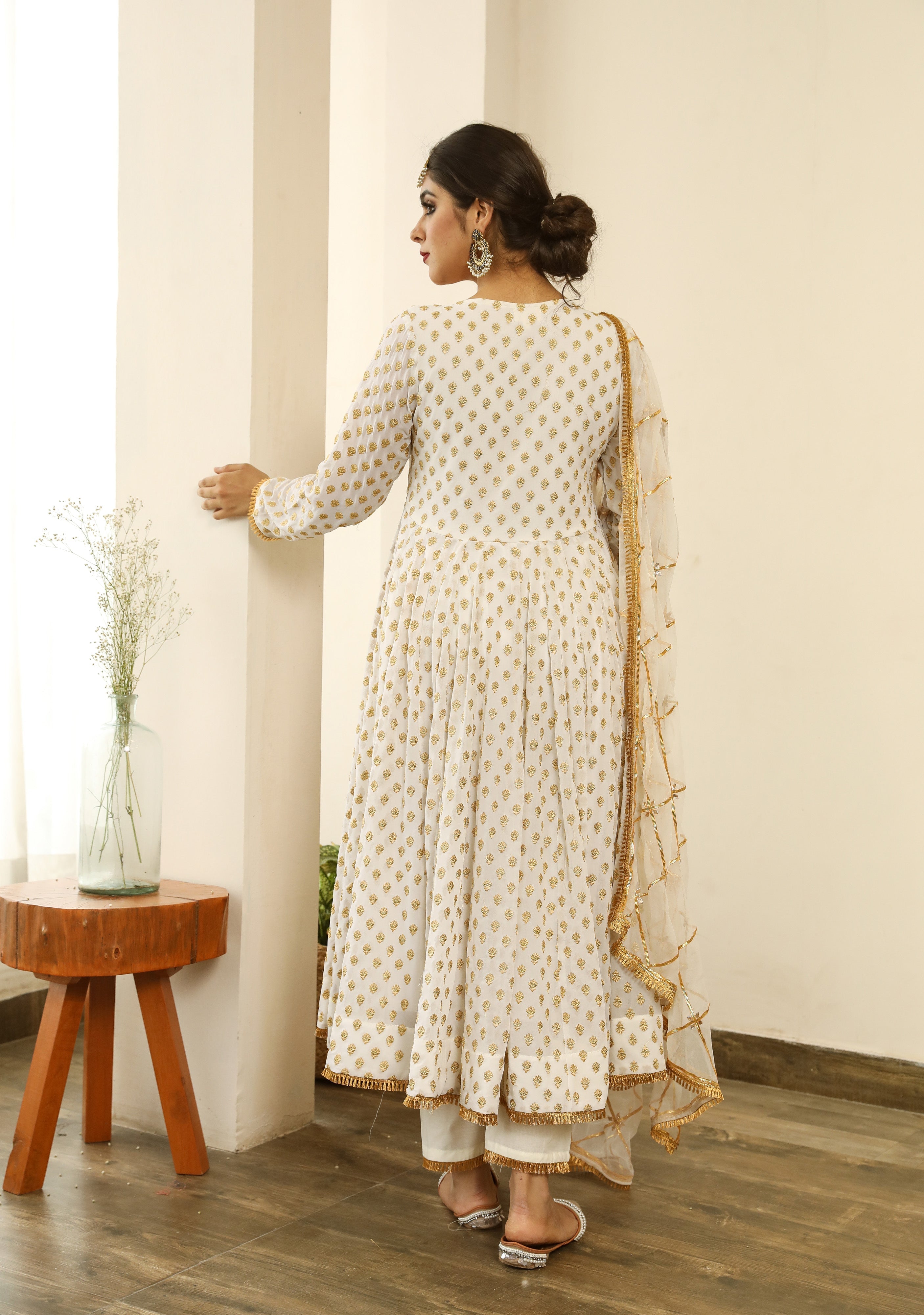 Zuri White Set Gulabo Jaipur